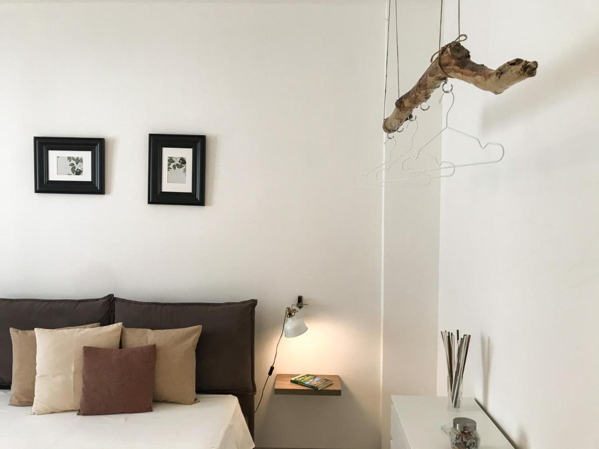 Viatorem Suites Torre dell'Orso Esterno foto